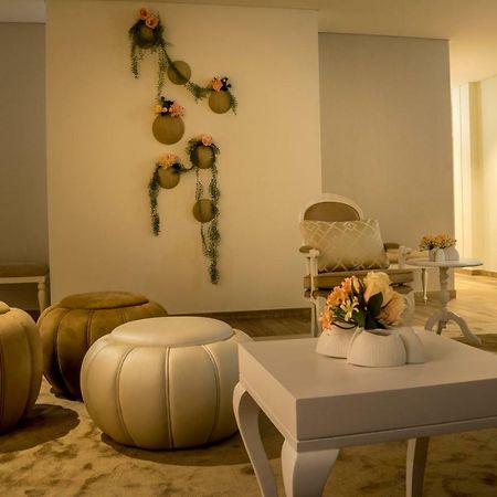 קוביליה Terrace Serra Hotel מראה חיצוני תמונה