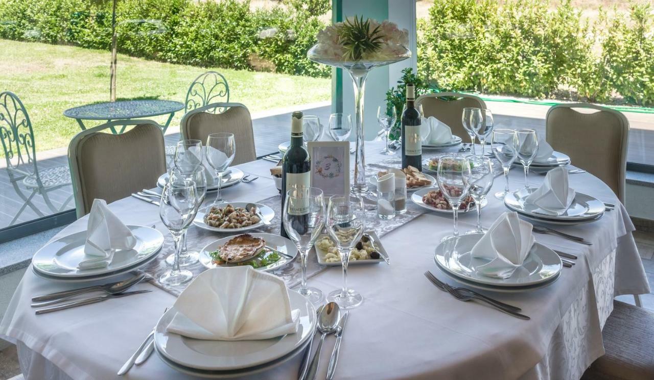 קוביליה Terrace Serra Hotel מראה חיצוני תמונה