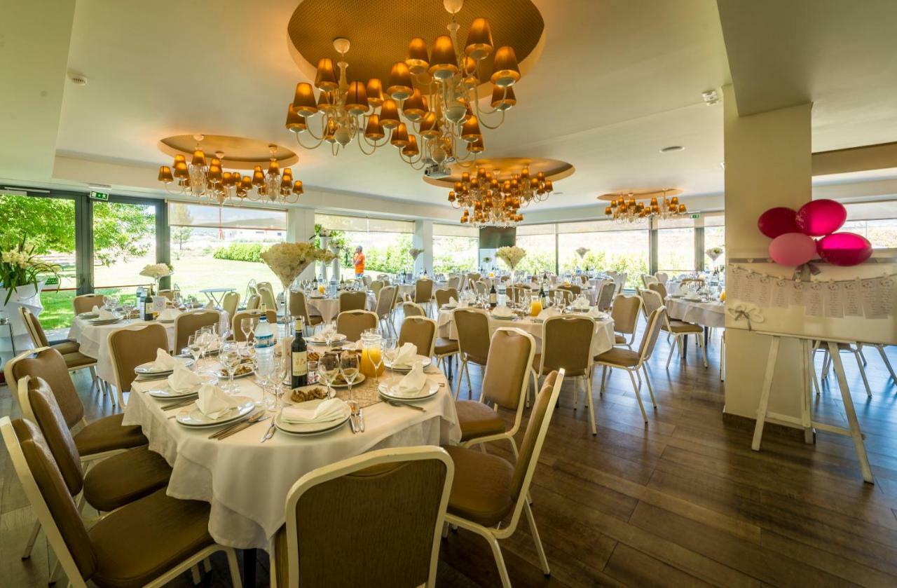 קוביליה Terrace Serra Hotel מראה חיצוני תמונה