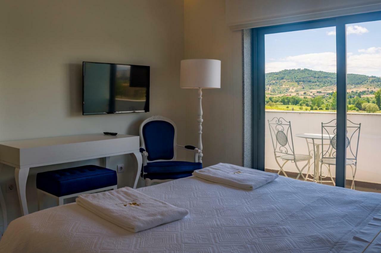 קוביליה Terrace Serra Hotel מראה חיצוני תמונה
